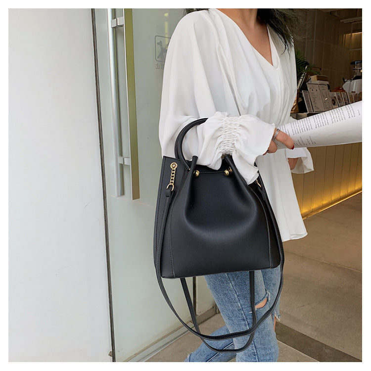 Temperament Big Bags Women's Autumn New Bags Wild Fashion Messenger Mother And Child Bag Simple Single Shoulder Bag