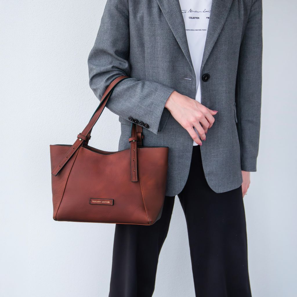 Libra - skórzana torebka na ramię