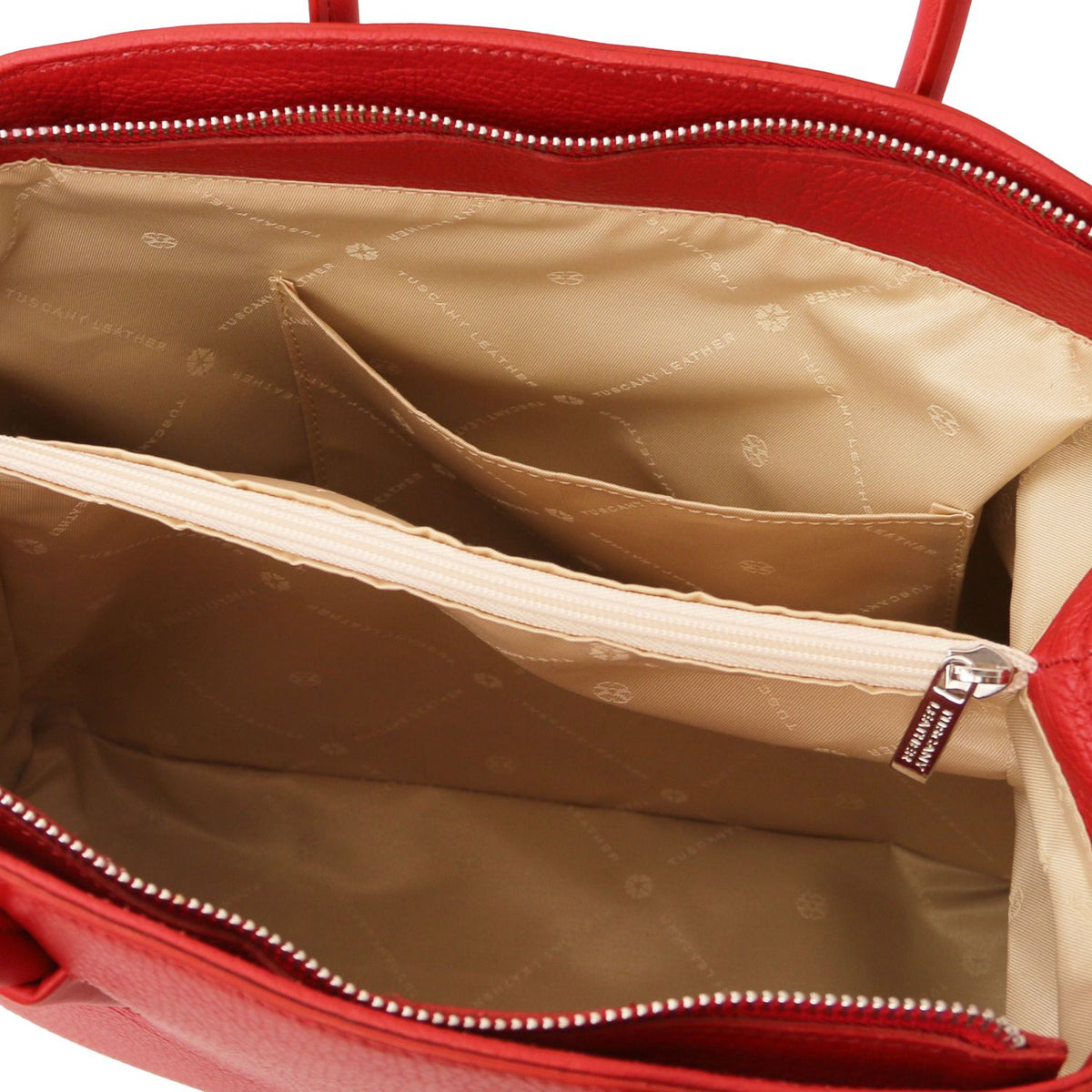 Camelia - leather handbag