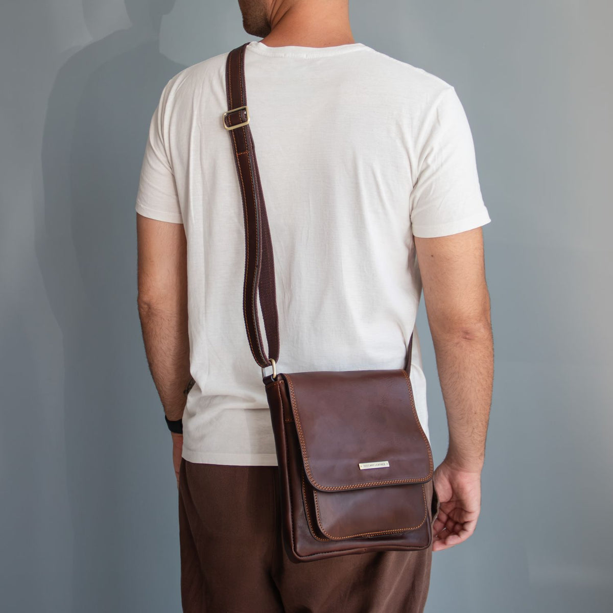 John - leather messenger bag