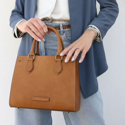 Woman - leather handbag