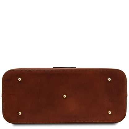 Olimpia - leather handbag
