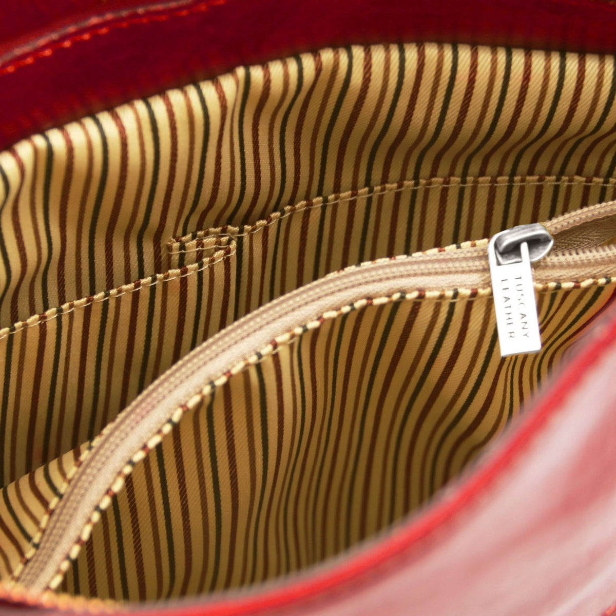 Patty - leather shoulder bag / backpack