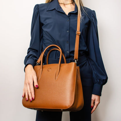 Camelia - leather handbag