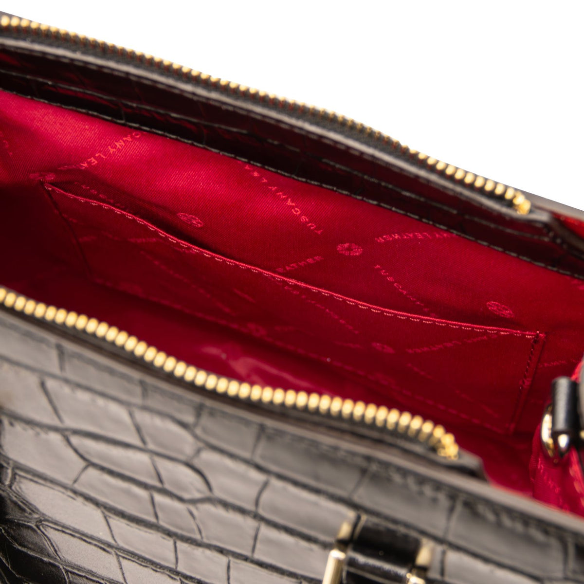 Croque - leather handbag with a crocodile pattern