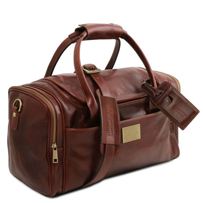 TL Voyager - leather travel bag with side pockets