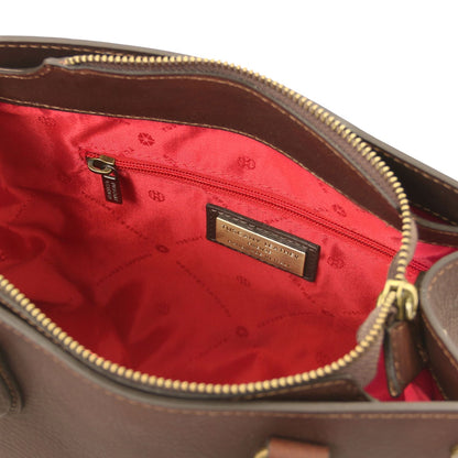 Woman - leather handbag