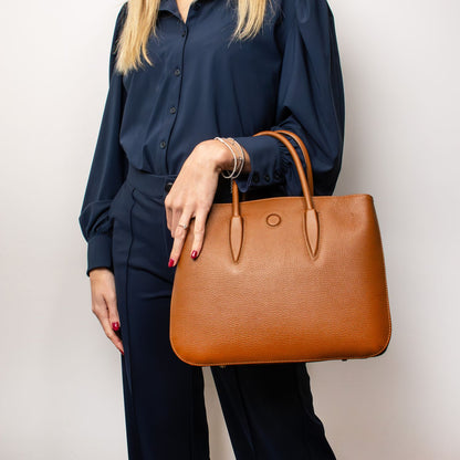 Camelia - leather handbag