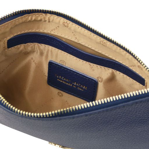 Diva - skórzana torebka-kopertówka z łańcuszkiem