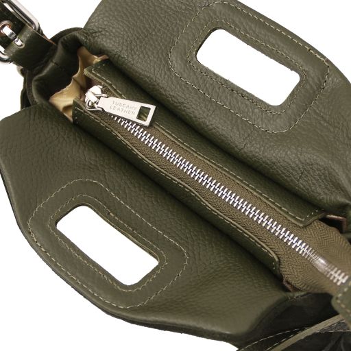 Nomade - zamszowa torebka na ramię z frędzlami