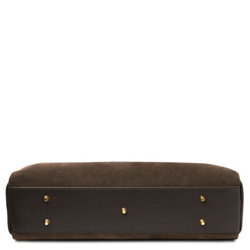 Eclaire - zamszowa torebka na ramię